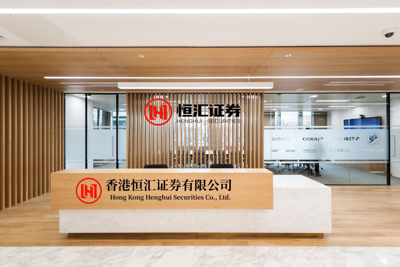 鼎合网官网 1947年，蒋介石召开军事会议，当所有人都到场以后，看到第一兵团司令